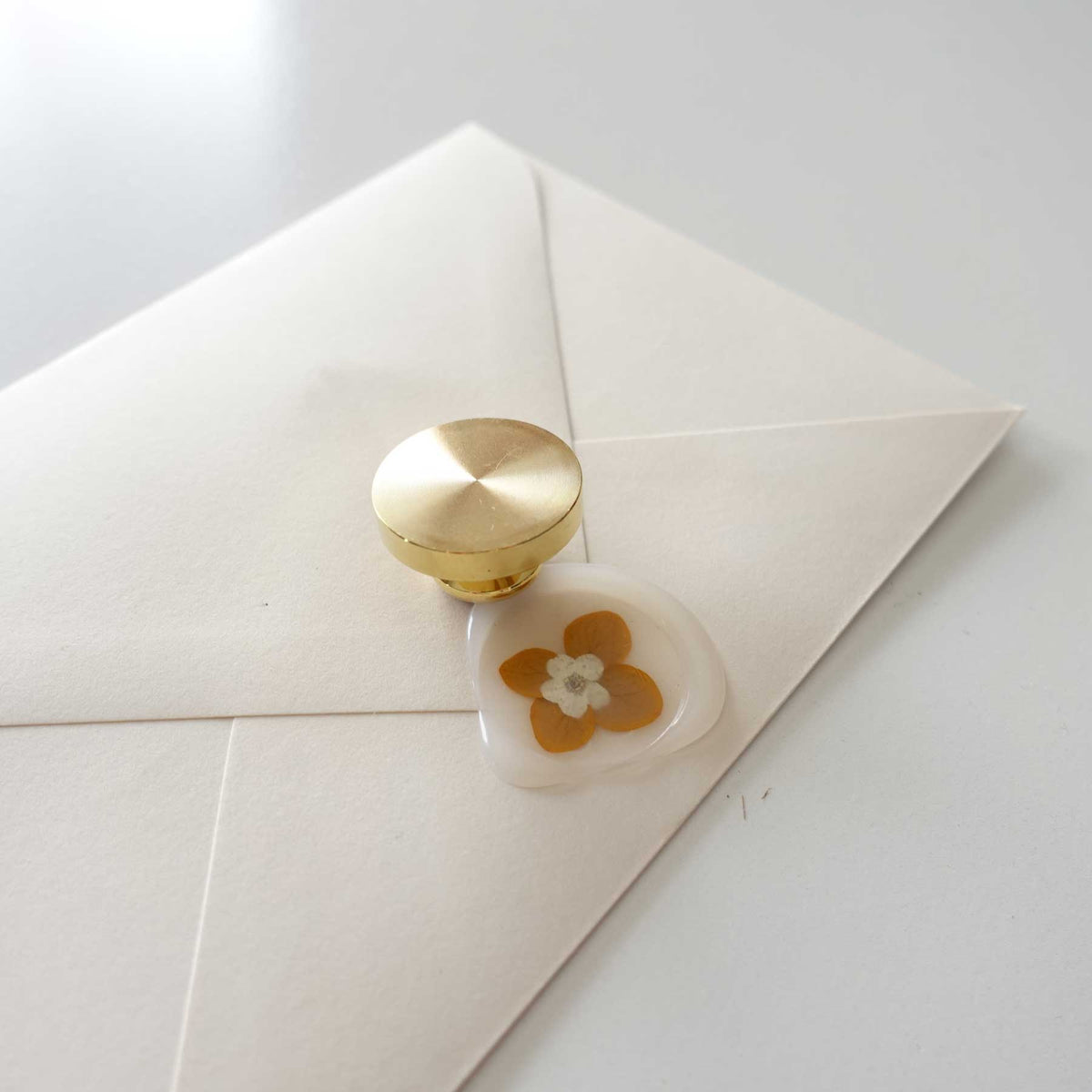Blank wax seal stamp: Stamp with handle (+ box & storage bag)