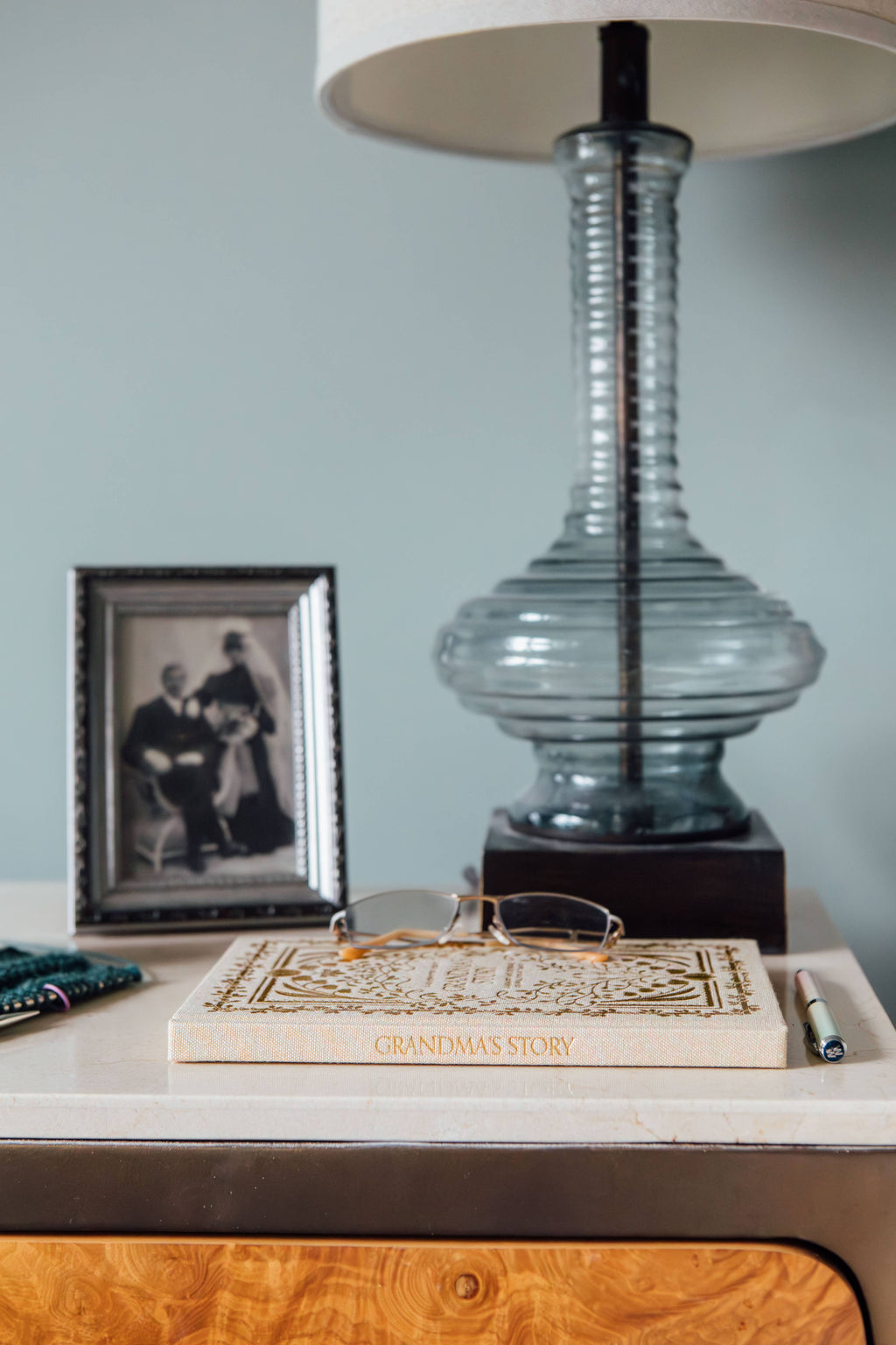 Grandma's Story: A Memory and Keepsake Journal for My Family