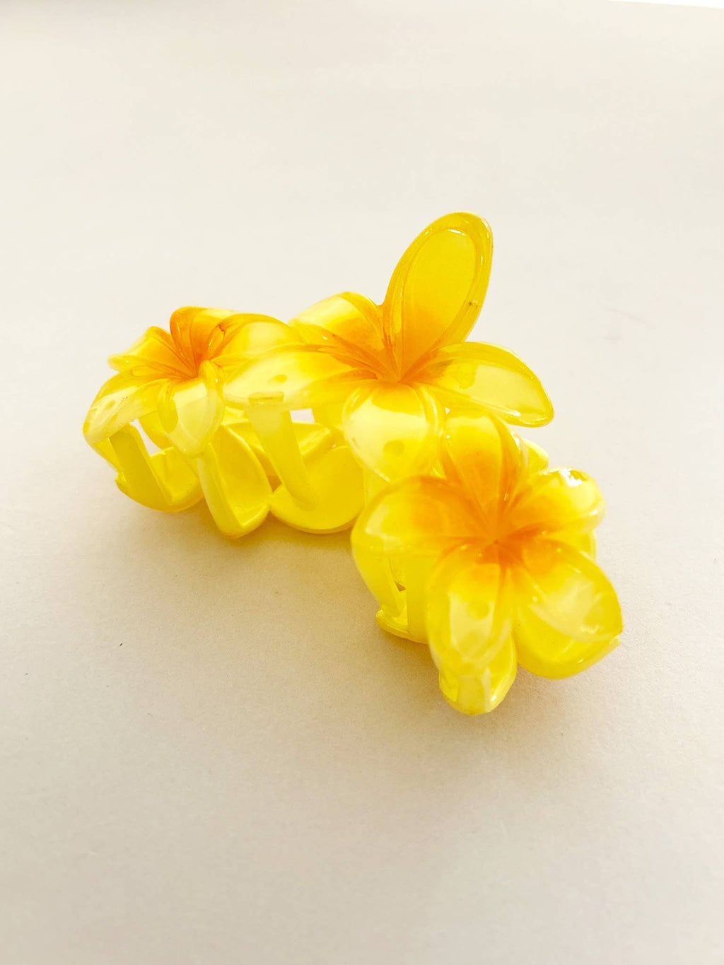 Triple Hawaiian Flower Claw Clip (3col)