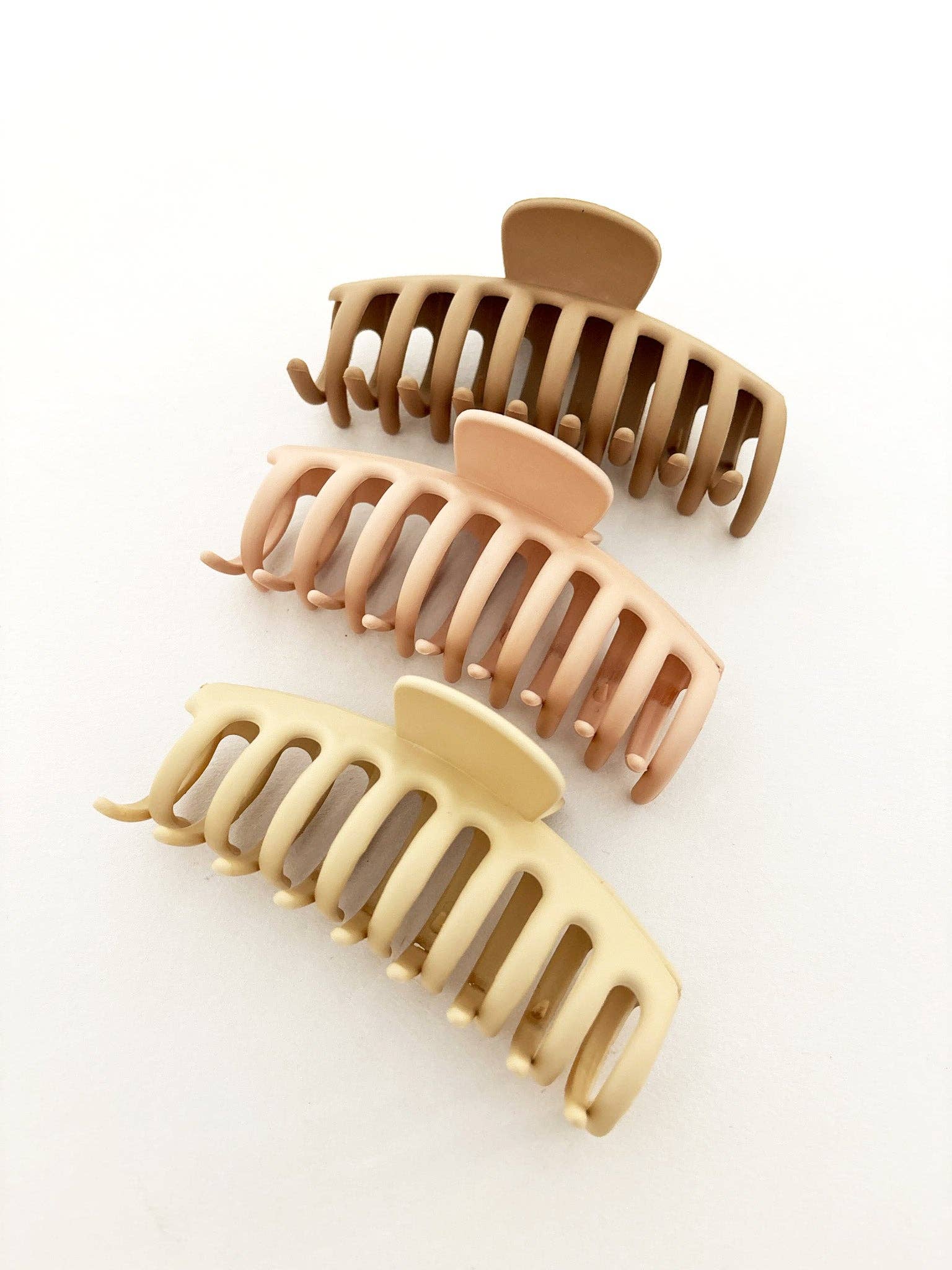 Regina Matte Claw Clip (5col)