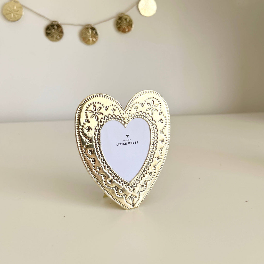 Faux Tin ~ Heart travel/desk frame ~ gold