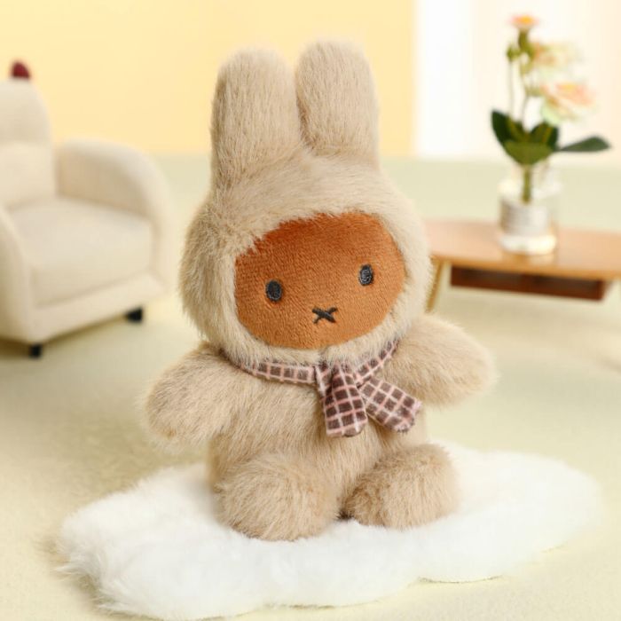 BLIND BOX: MIFFY SITTING PLUSH KEYRING
