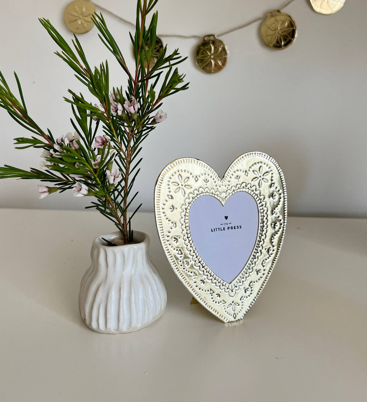Faux Tin ~ Heart travel/desk frame ~ gold
