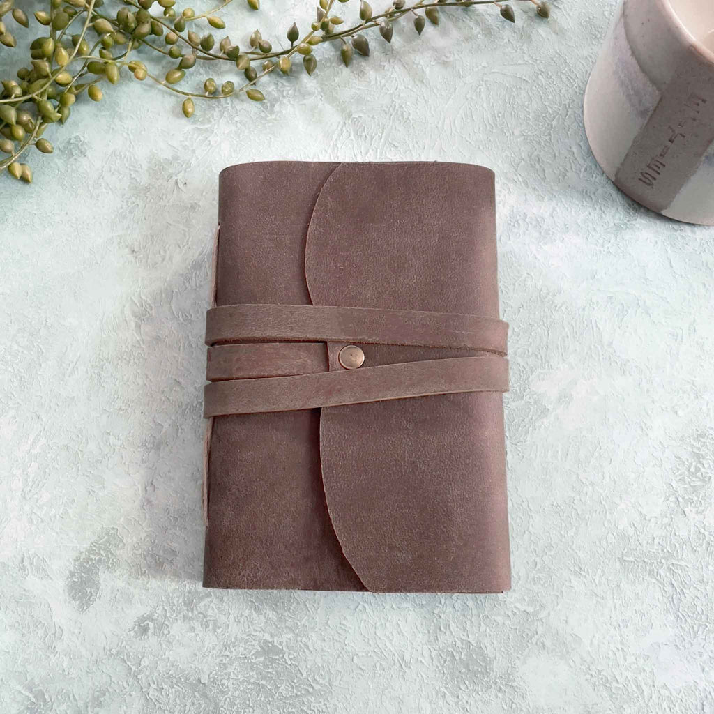 A6 Handmade Leather Notebook in Gift B'/